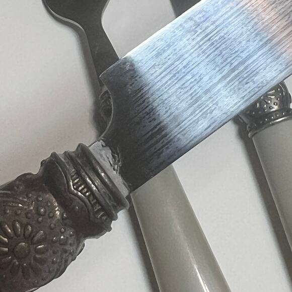 Pioneer Woman Cowgirl Lace pearl gray 3 pc set Flatware 3 forks 3 knives ONLY DC - Picture 6 of 16